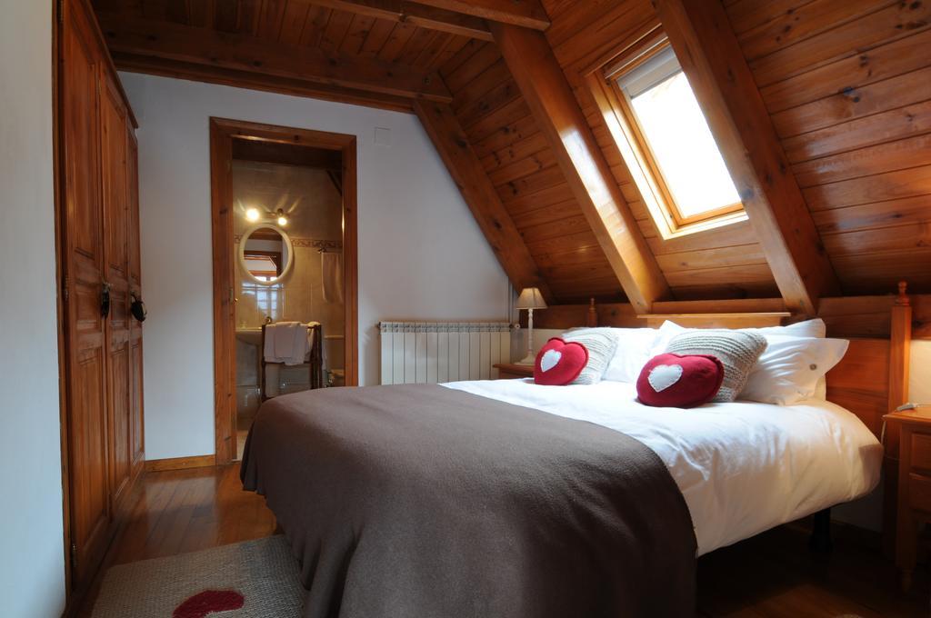 ホテル Casa Puig Montcorbau エクステリア 写真