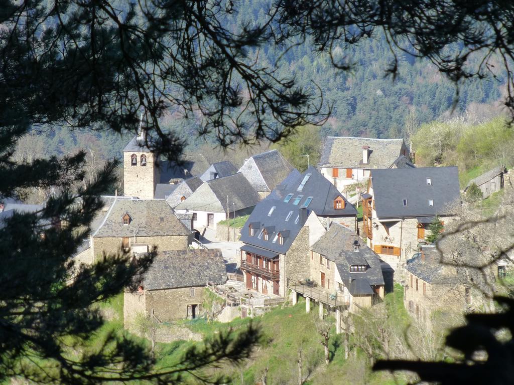 ホテル Casa Puig Montcorbau エクステリア 写真